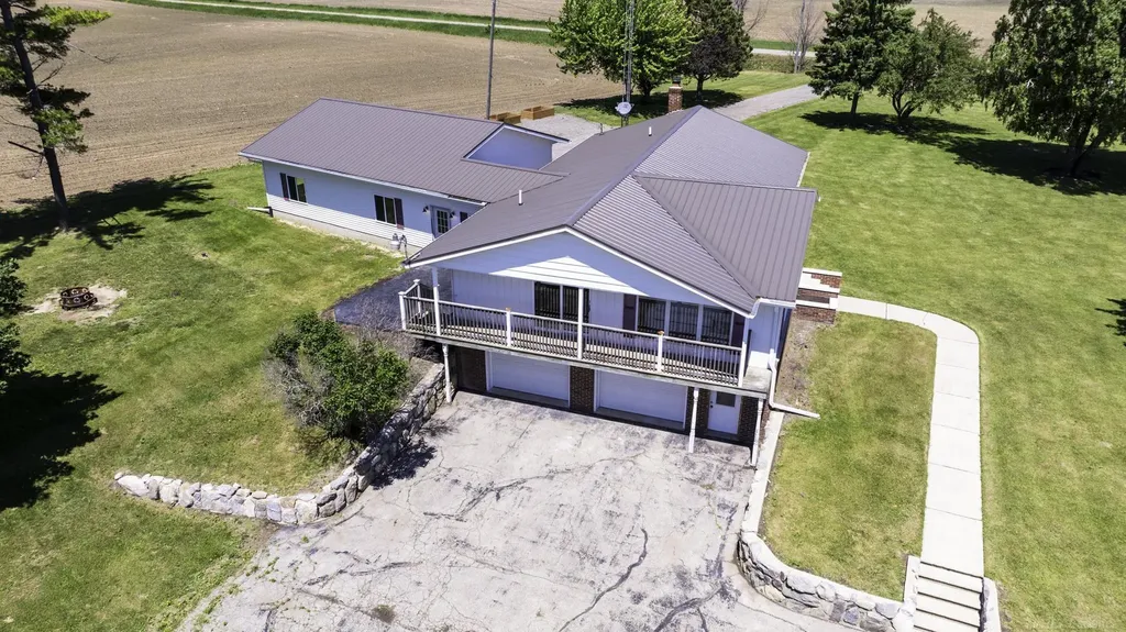 2481 N Ruth Road Bridgehampton Township MI 48427
