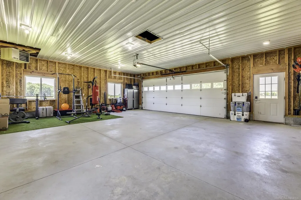 2481 N Ruth Road Bridgehampton Township MI 48427