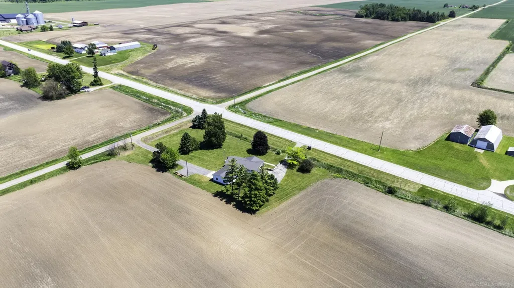 2481 N Ruth Road Bridgehampton Township MI 48427