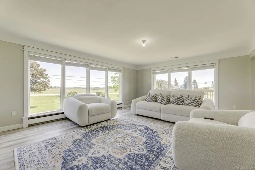 2481 N Ruth Road Bridgehampton Township MI 48427