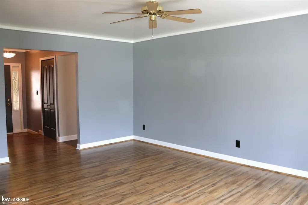 13339 Roxbury Drive Sterling Heights City MI 48312