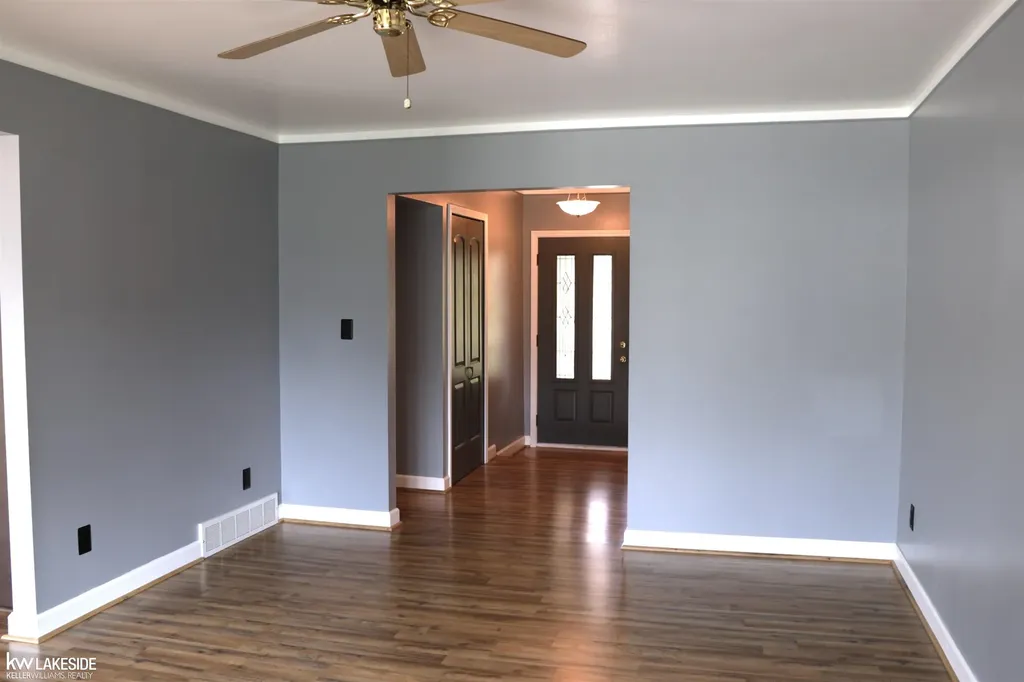 13339 Roxbury Drive Sterling Heights City MI 48312