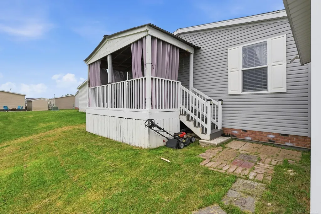 58520 Brookside Drive Lenox Township MI 48048