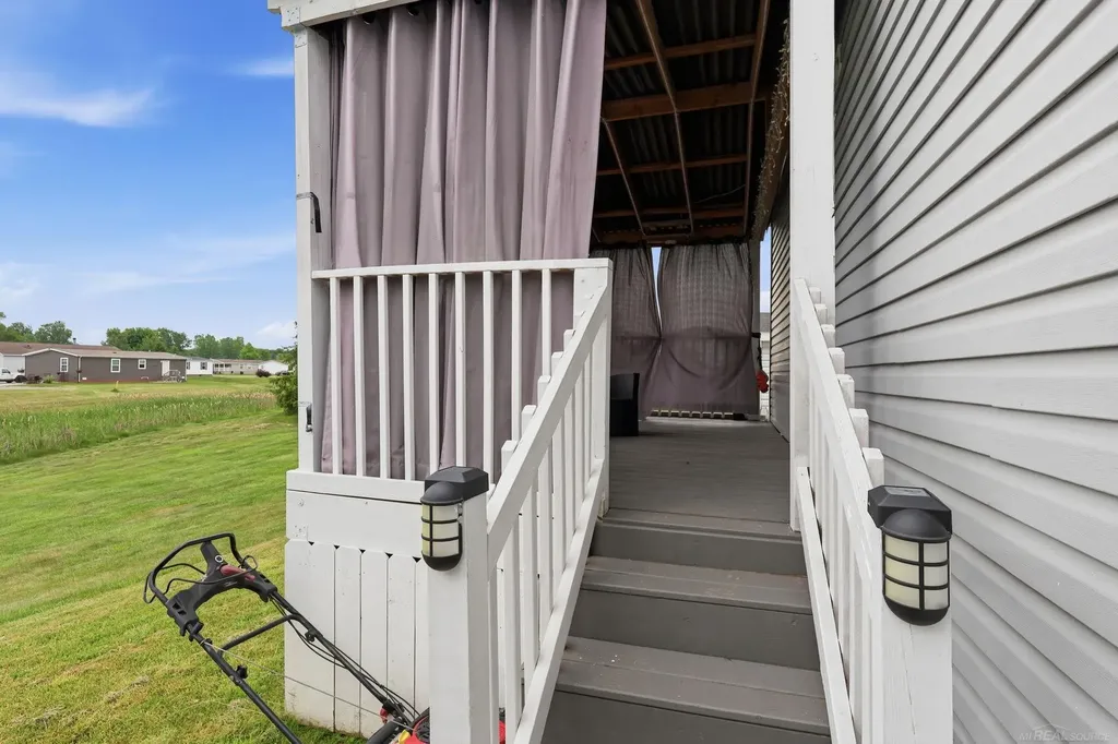 58520 Brookside Drive Lenox Township MI 48048