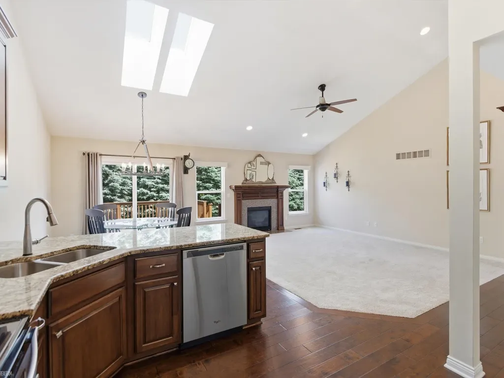 14837 N Park Drive Shelby Charter Township MI 48315