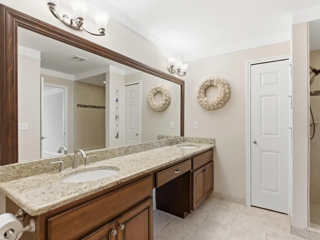 14837 N Park Drive Shelby Charter Township MI 48315