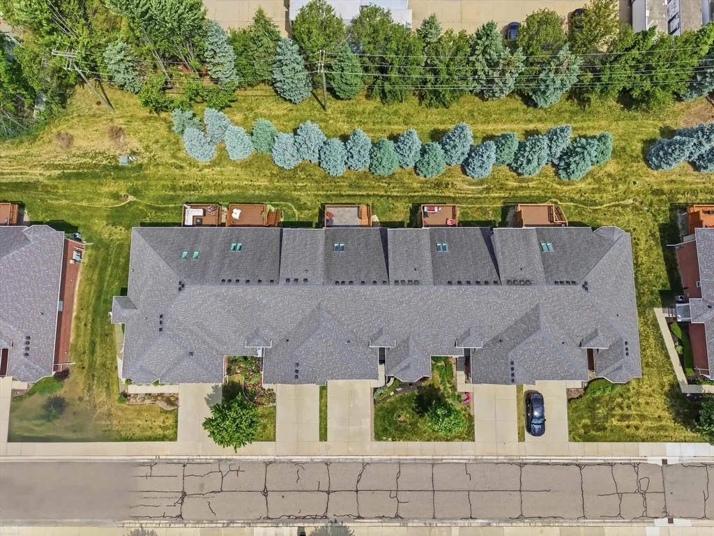14837 N Park Drive Shelby Charter Township MI 48315