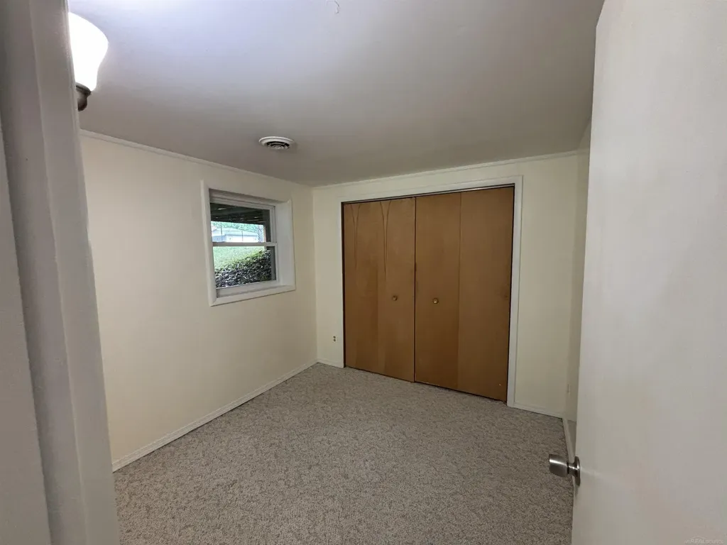 8549 Oakside Street Portage City MI 49002