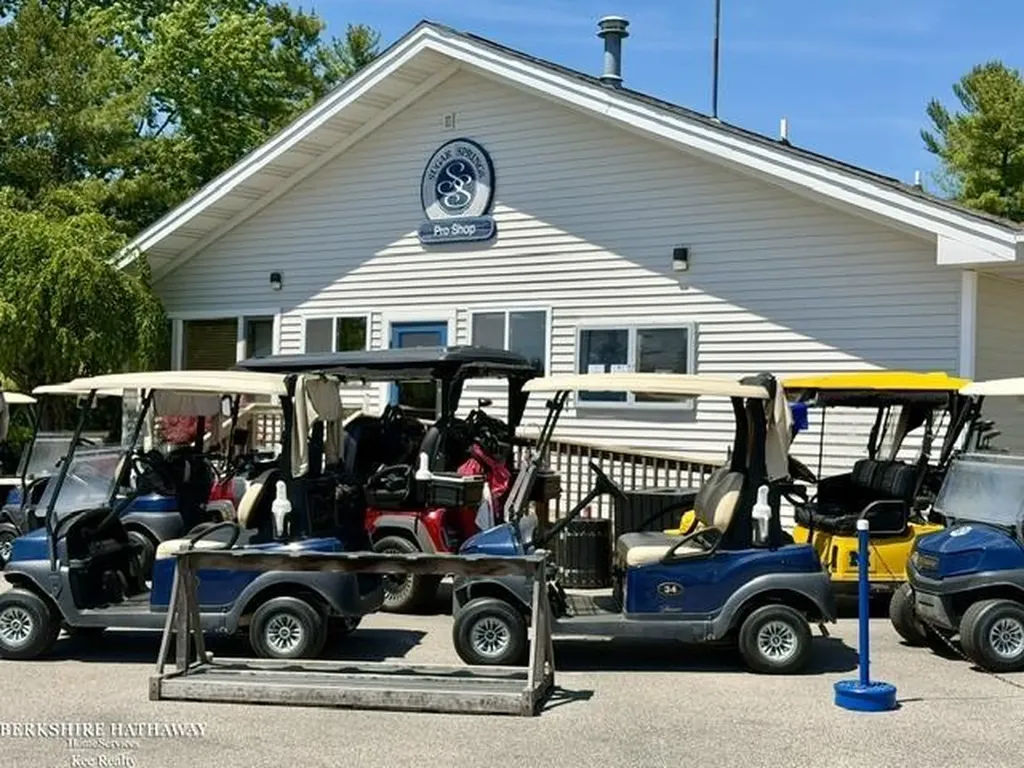 4412 Glasbury Court Butman Township MI 48624