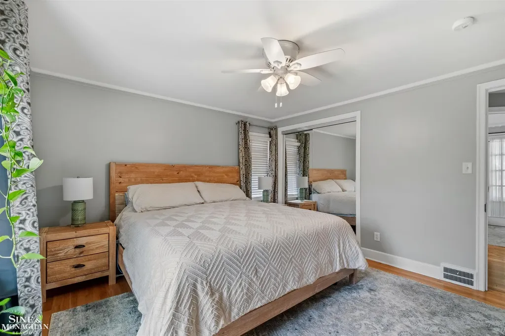 474 Touraine Road Grosse Pointe Farms City MI 48236