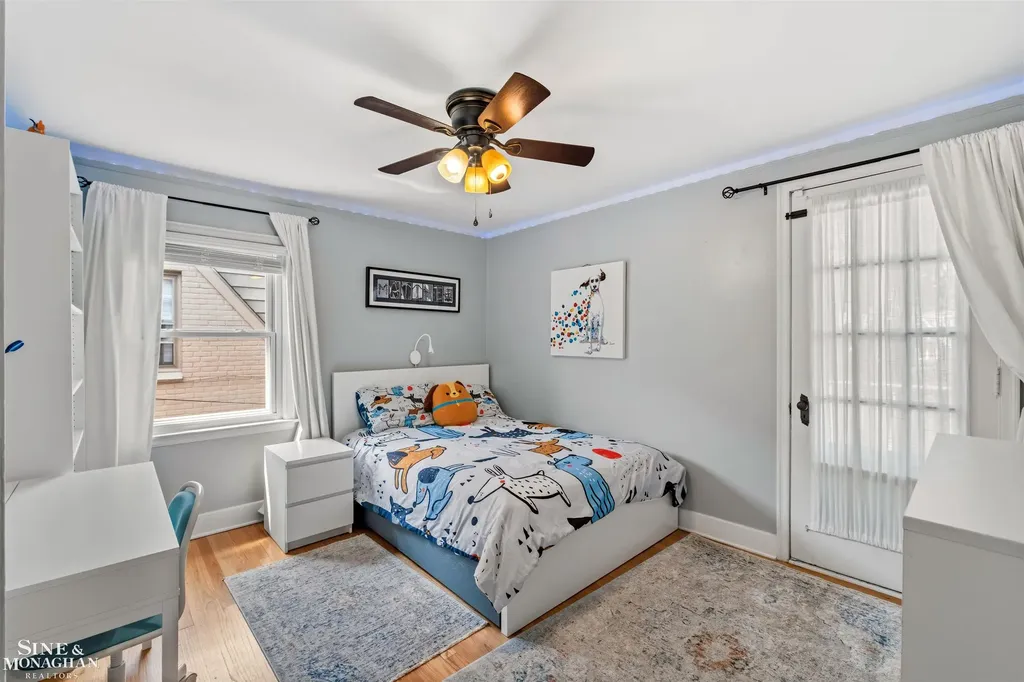 474 Touraine Road Grosse Pointe Farms City MI 48236