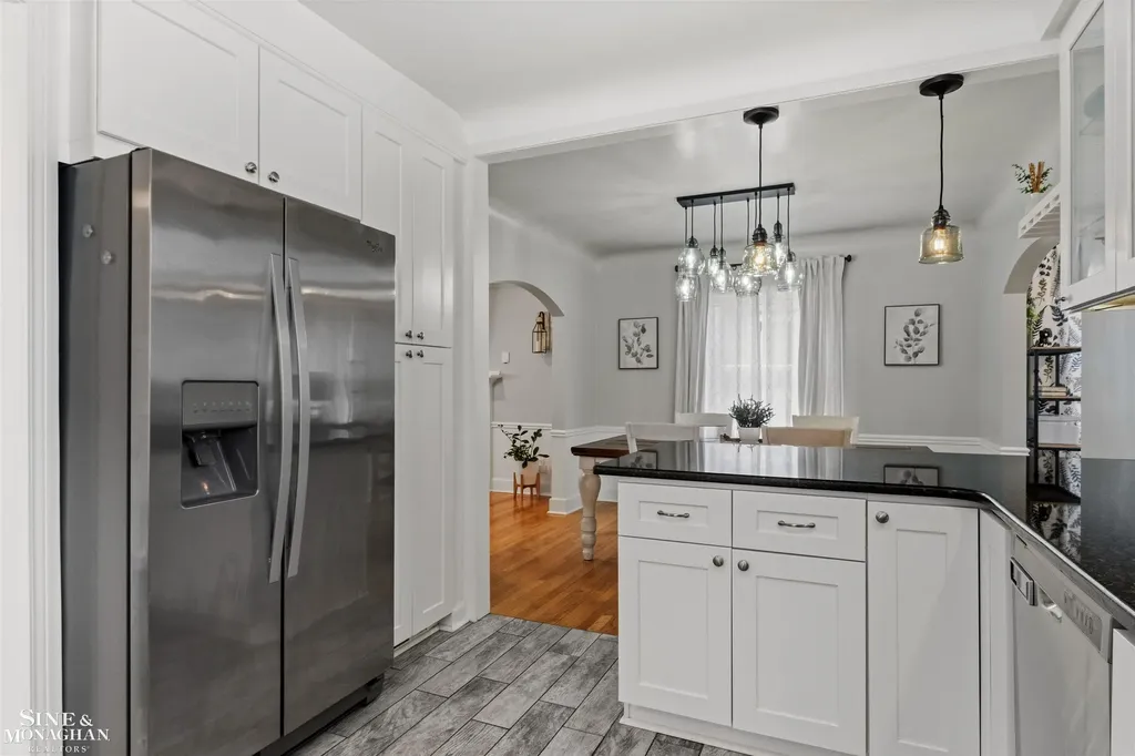 474 Touraine Road Grosse Pointe Farms City MI 48236