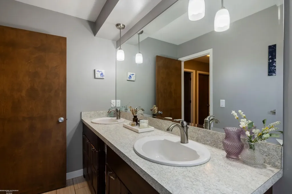 15589 Winter Park Drive Macomb Township MI 48044