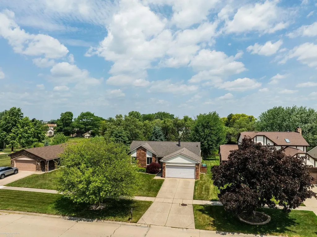 15589 Winter Park Drive Macomb Township MI 48044