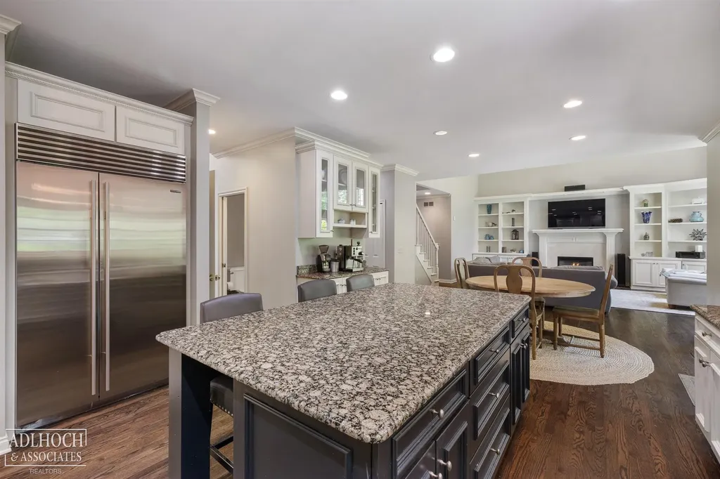 758 Middlesex Road Grosse Pointe Park City MI 48230
