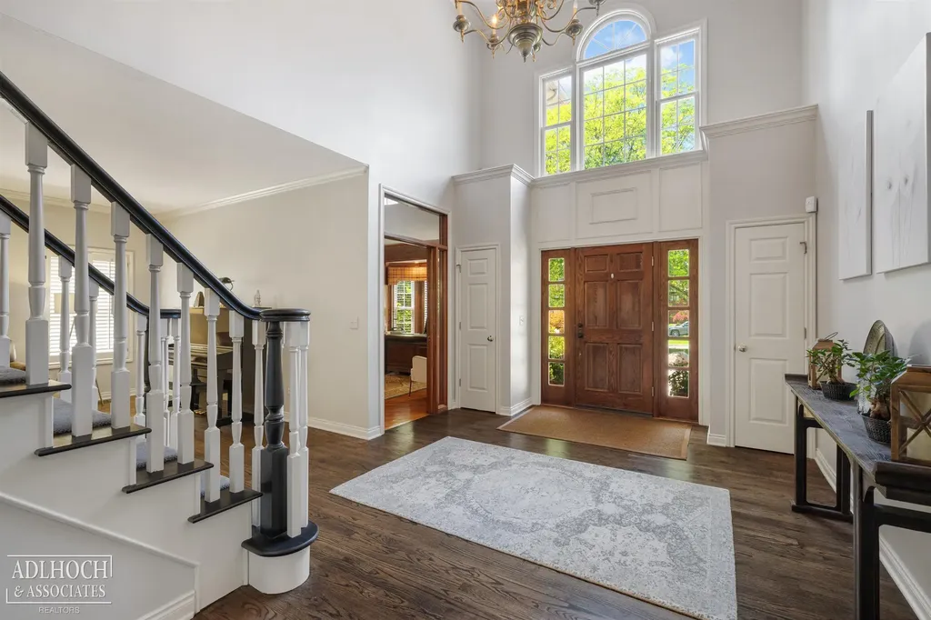 758 Middlesex Road Grosse Pointe Park City MI 48230