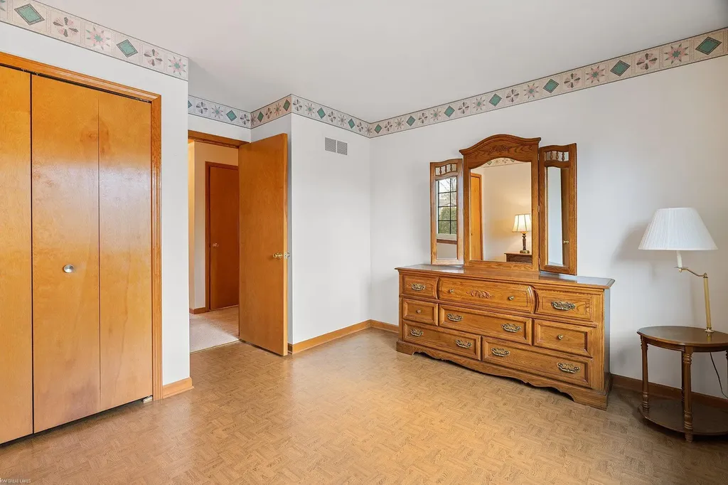 5441 Stanford Court Warren City MI 48091