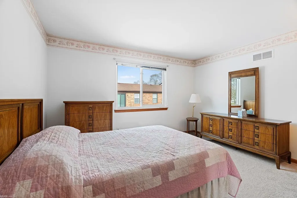 5441 Stanford Court Warren City MI 48091