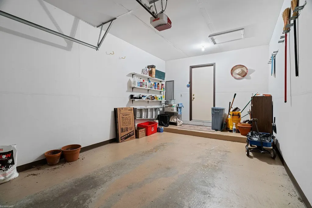 5441 Stanford Court Warren City MI 48091