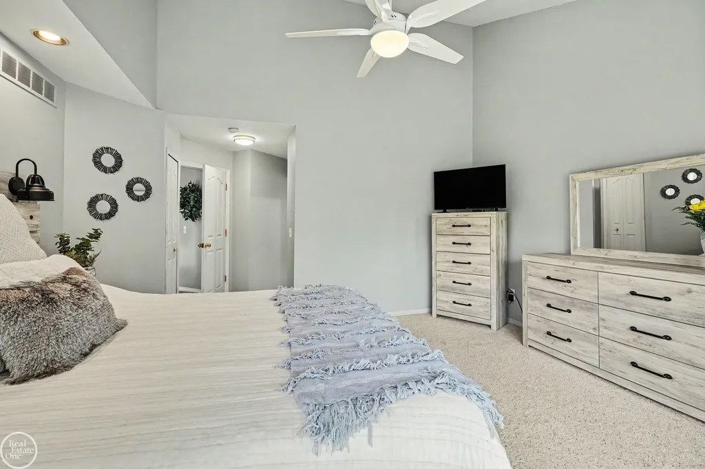 48710 Lafayette Drive Macomb Township MI 48044