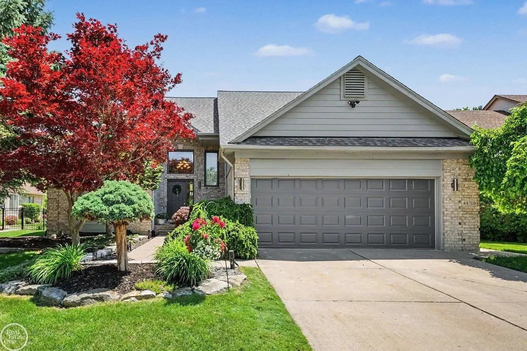48710 Lafayette Drive Macomb Township MI 48044