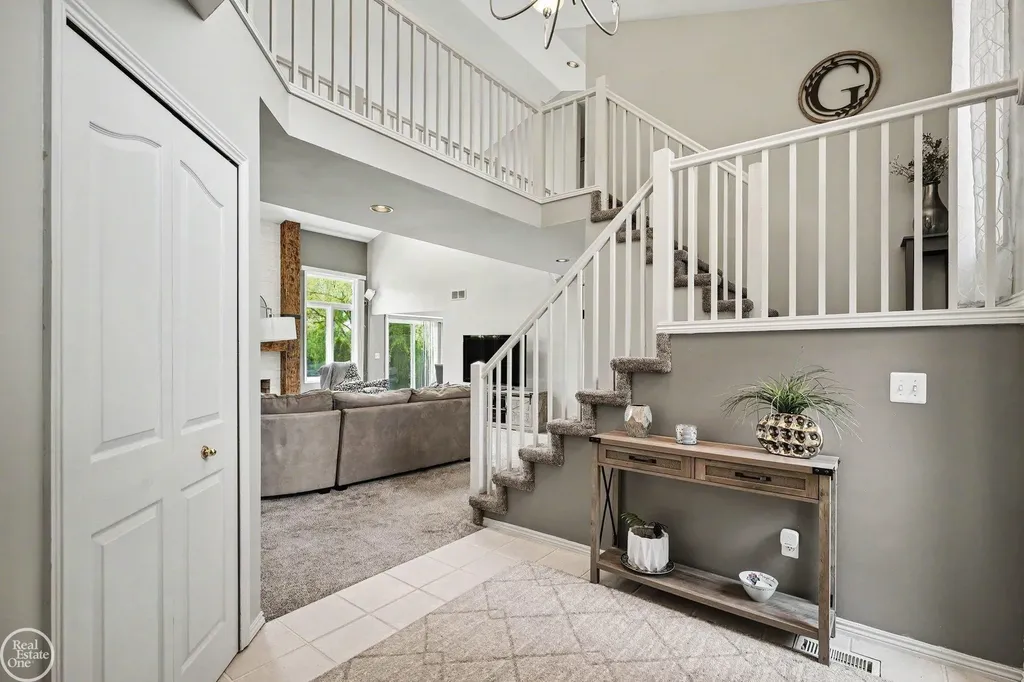 48710 Lafayette Drive Macomb Township MI 48044