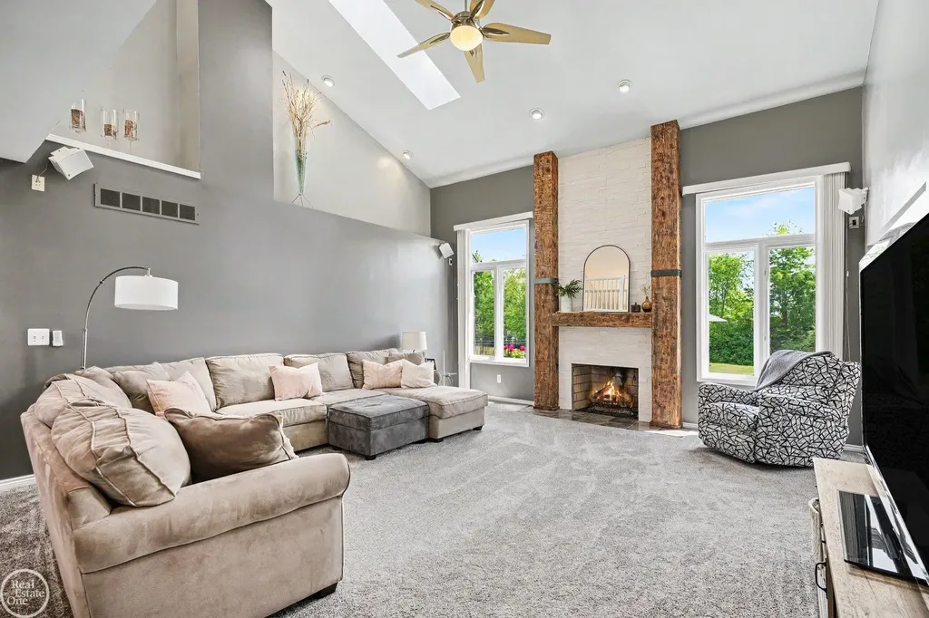 48710 Lafayette Drive Macomb Township MI 48044