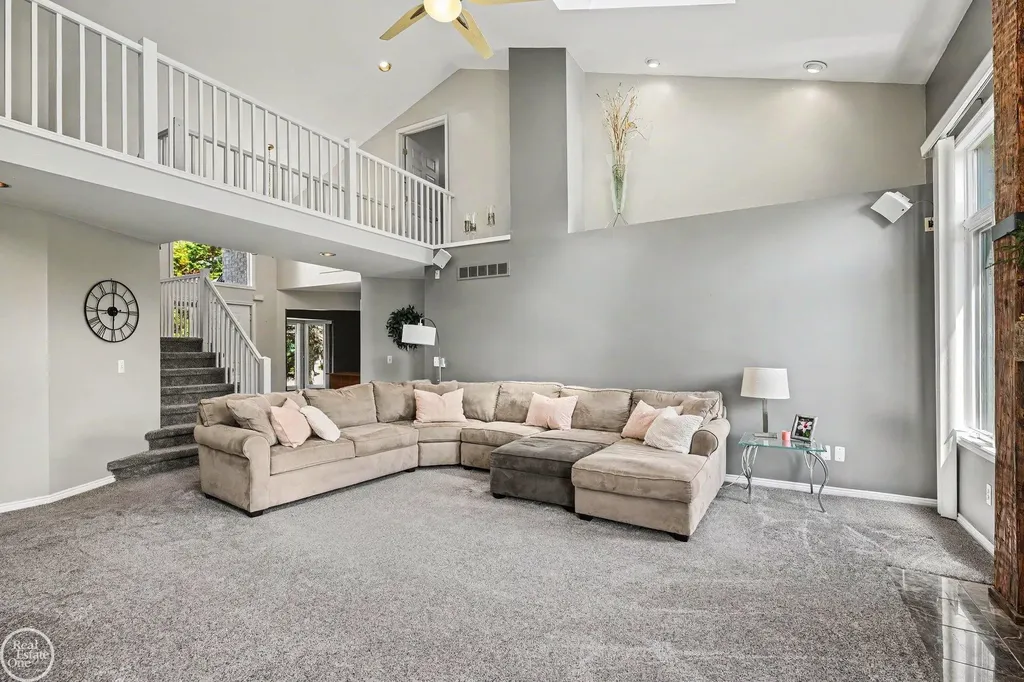 48710 Lafayette Drive Macomb Township MI 48044