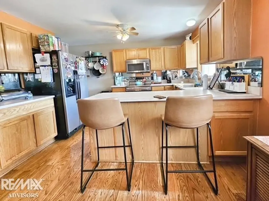 54690 Beacon Cove Circle New Baltimore City MI 48047