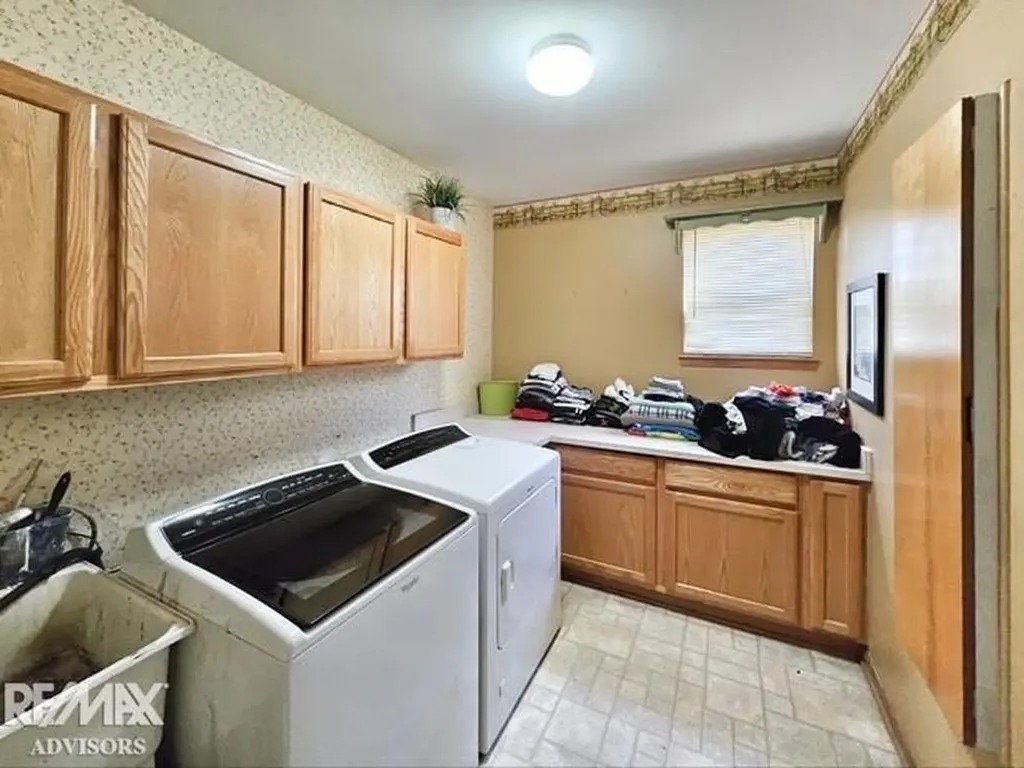54690 Beacon Cove Circle New Baltimore City MI 48047