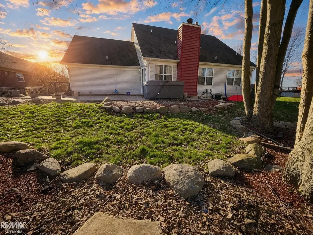 54690 Beacon Cove Circle New Baltimore City MI 48047