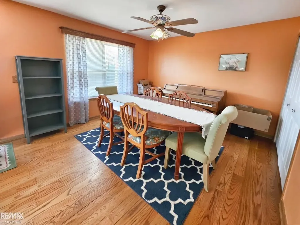 54690 Beacon Cove Circle New Baltimore City MI 48047