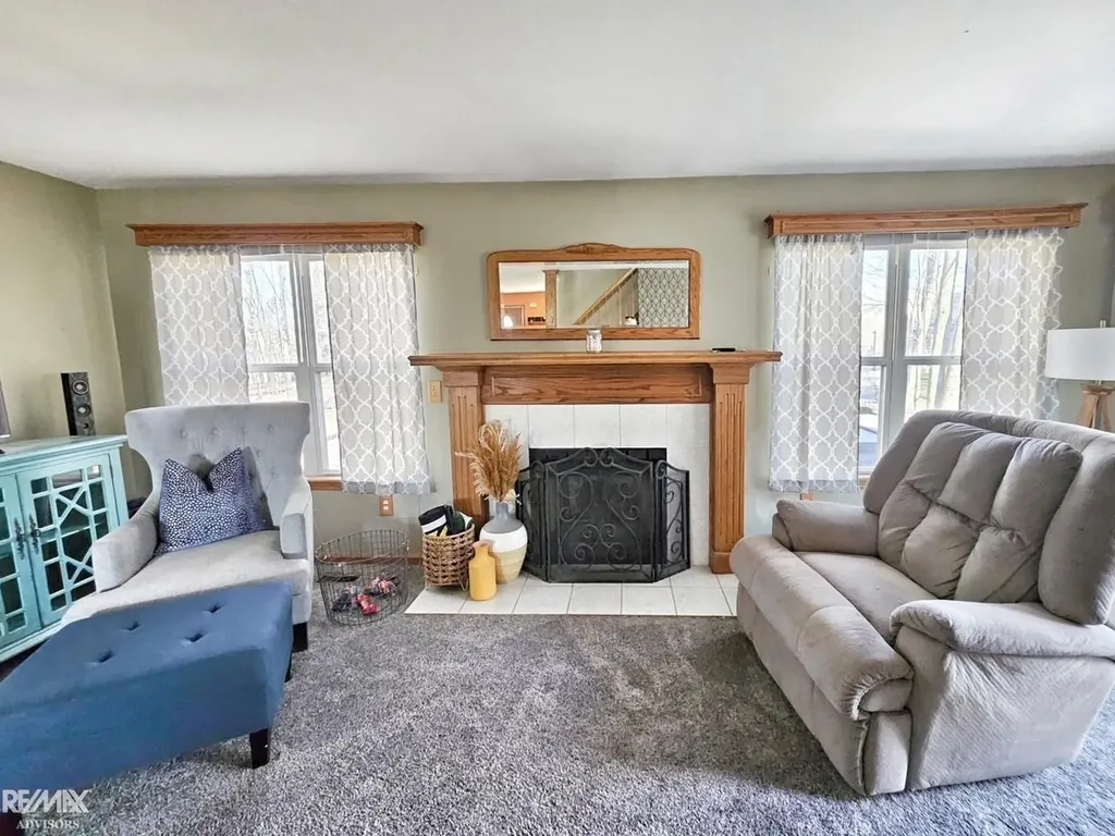 54690 Beacon Cove Circle New Baltimore City MI 48047