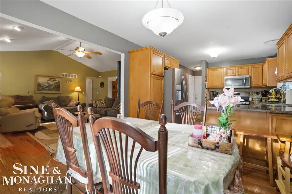 1098 Broad Ax Lane Kimball Township MI 48074