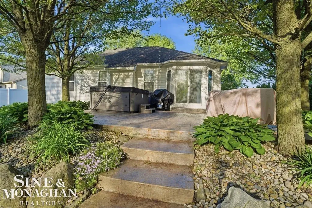 1098 Broad Ax Lane Kimball Township MI 48074