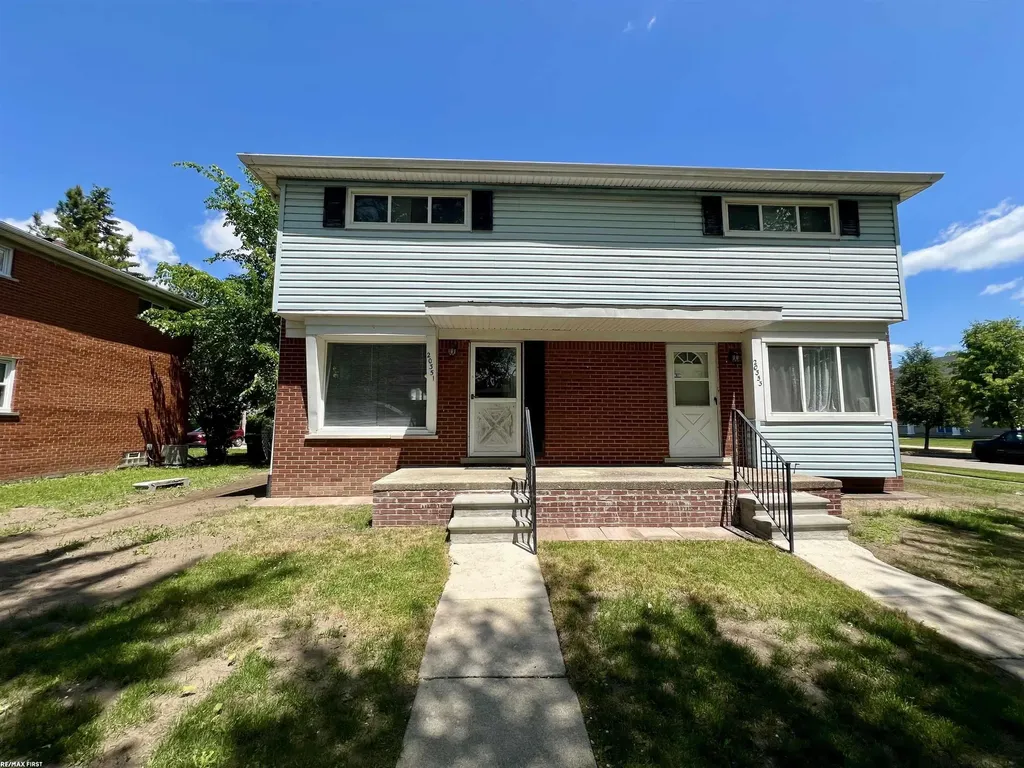 20351 8 Mile Road St. Clair Shores City MI 48080