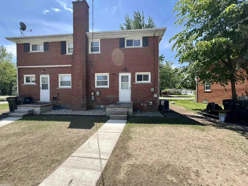 20351 8 Mile Road St. Clair Shores City MI 48080