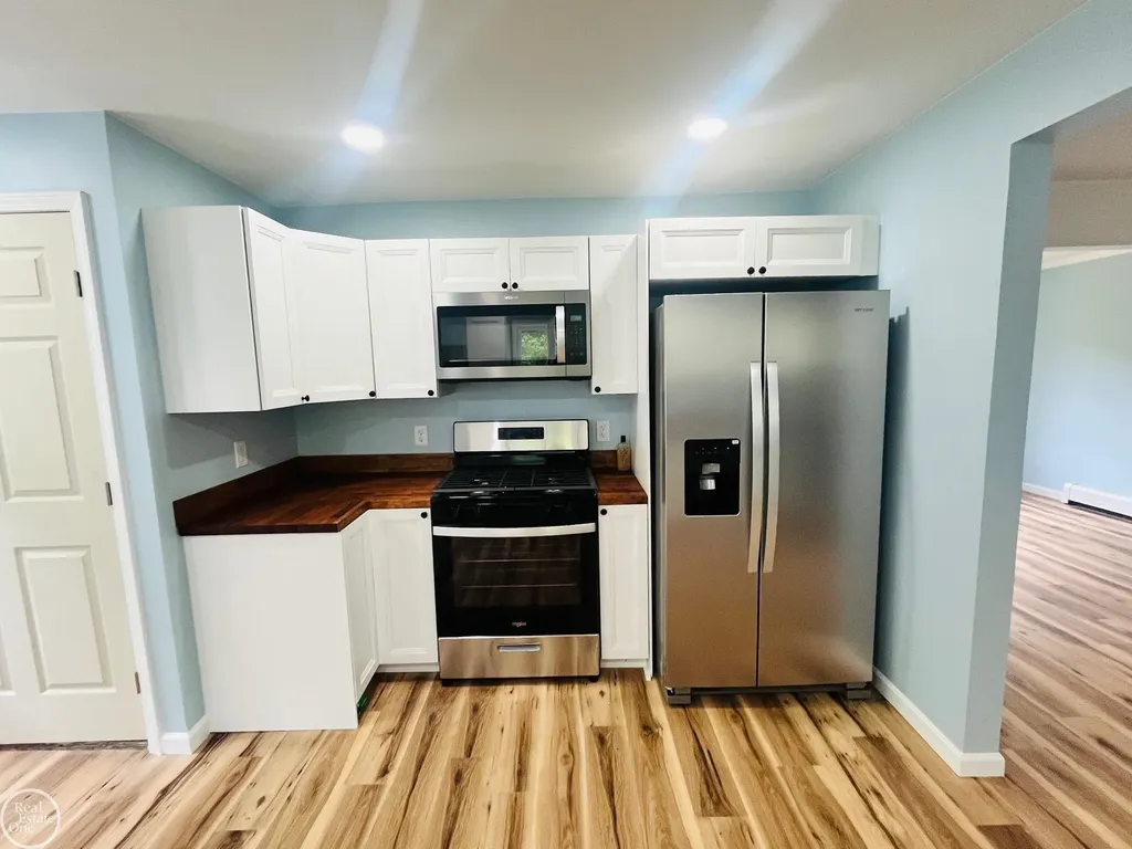 7295 N Elmwood Road Worth Township MI 48450