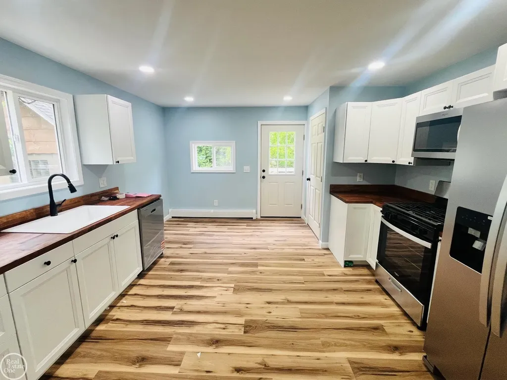 7295 N Elmwood Road Worth Township MI 48450