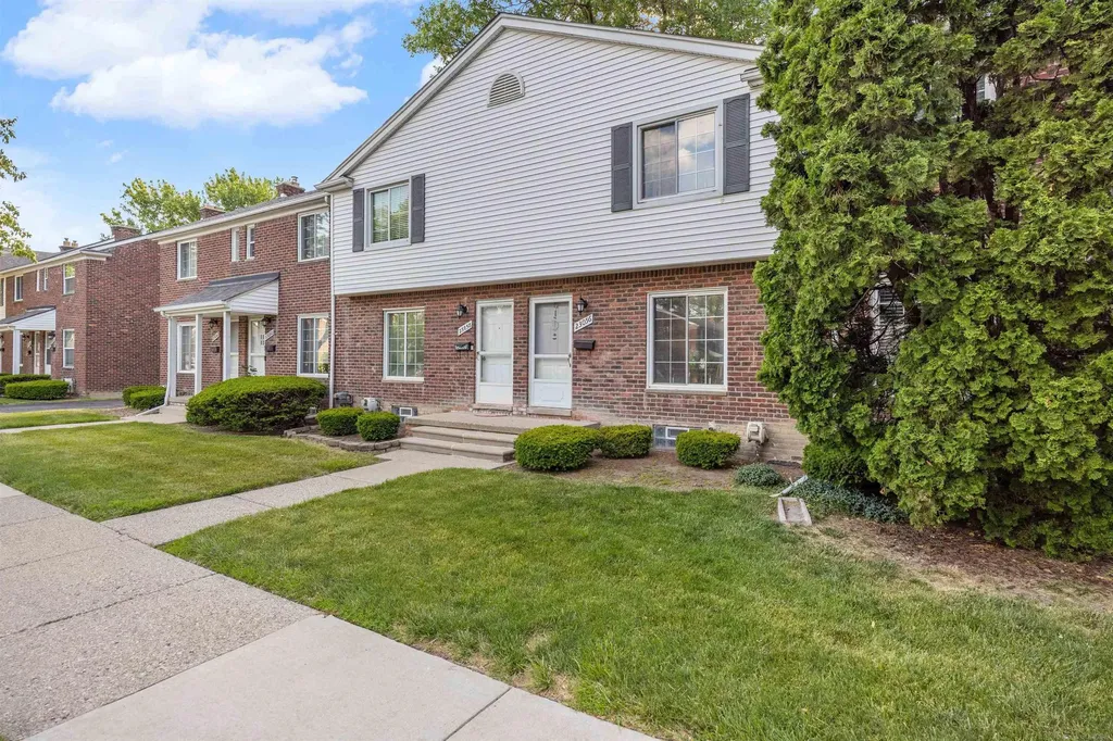23056 Gary Lane St. Clair Shores City MI 48080