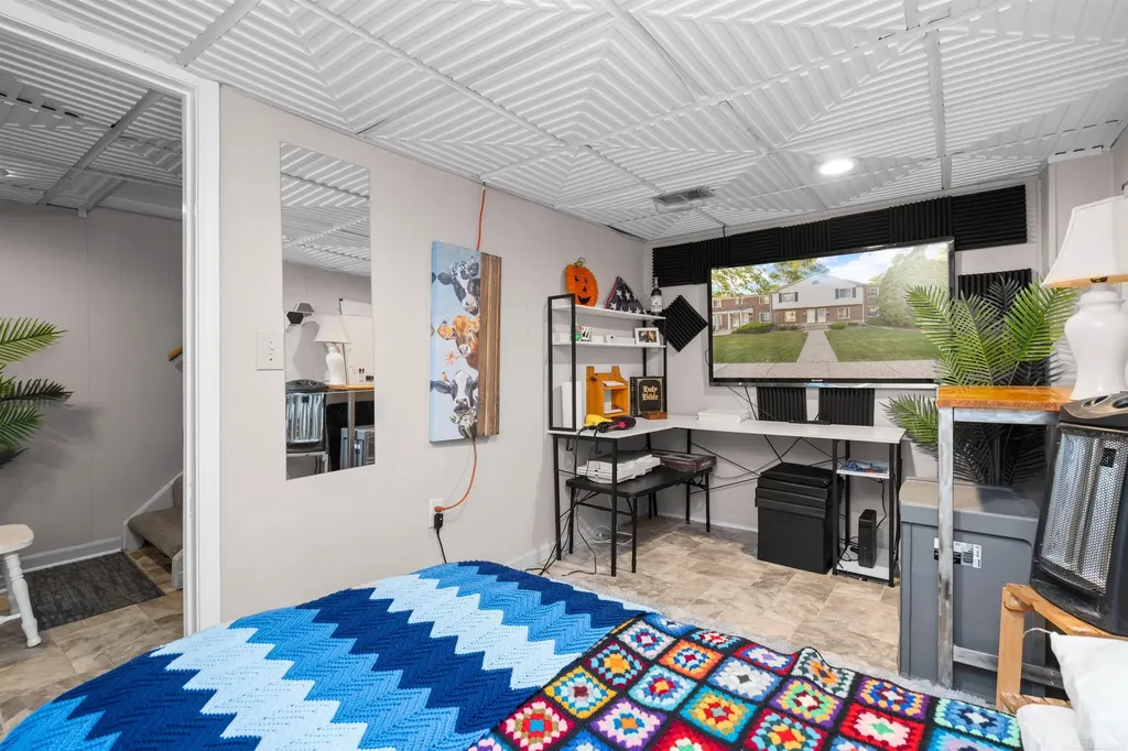 23056 Gary Lane St. Clair Shores City MI 48080