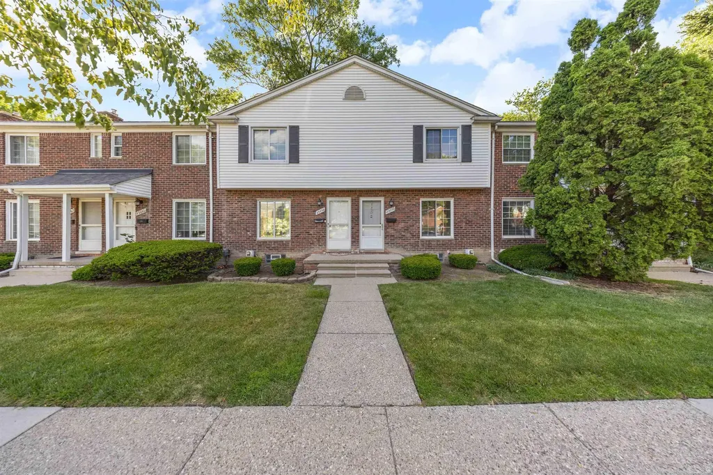 23056 Gary Lane St. Clair Shores City MI 48080