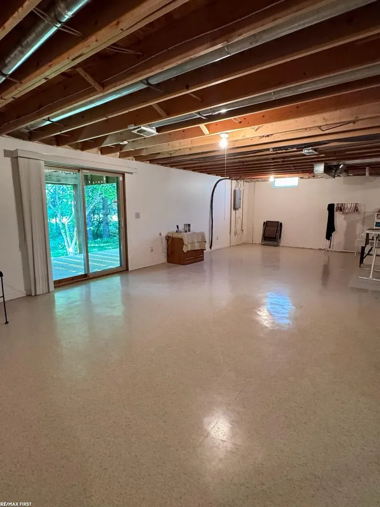 15330 Pebble Pointe Court Clinton Charter Township MI 48038