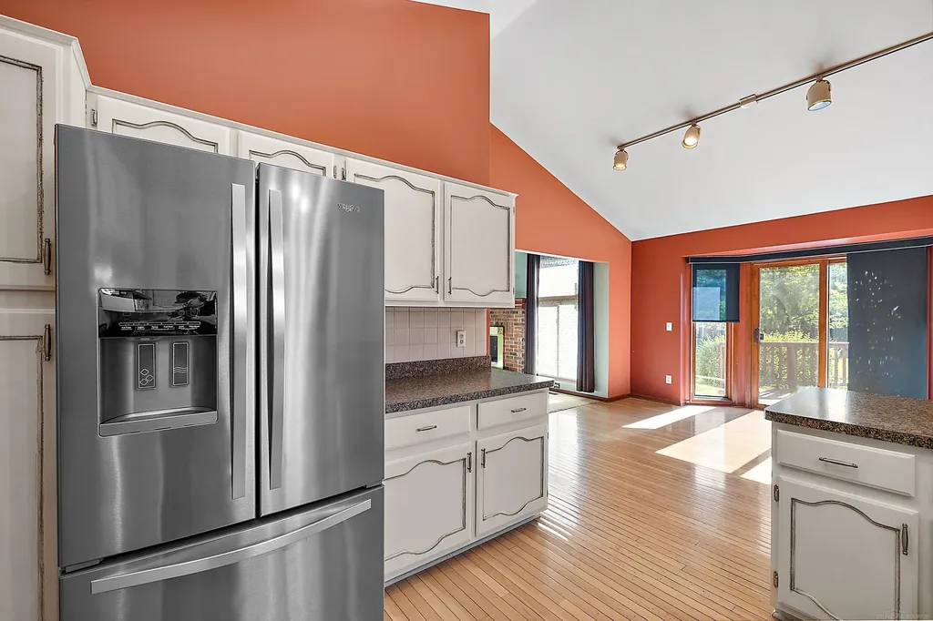 48626 Thorncroft Drive Macomb Township MI 48044