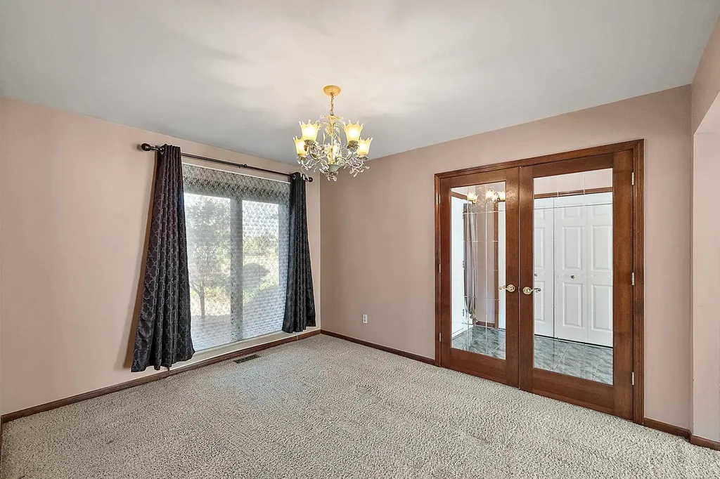 48626 Thorncroft Drive Macomb Township MI 48044