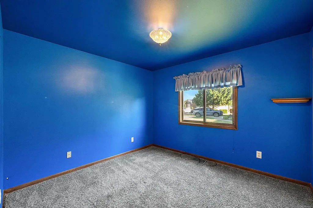 48626 Thorncroft Drive Macomb Township MI 48044