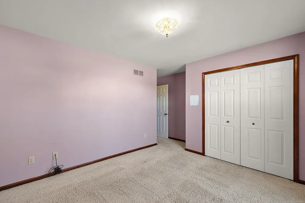 48626 Thorncroft Drive Macomb Township MI 48044