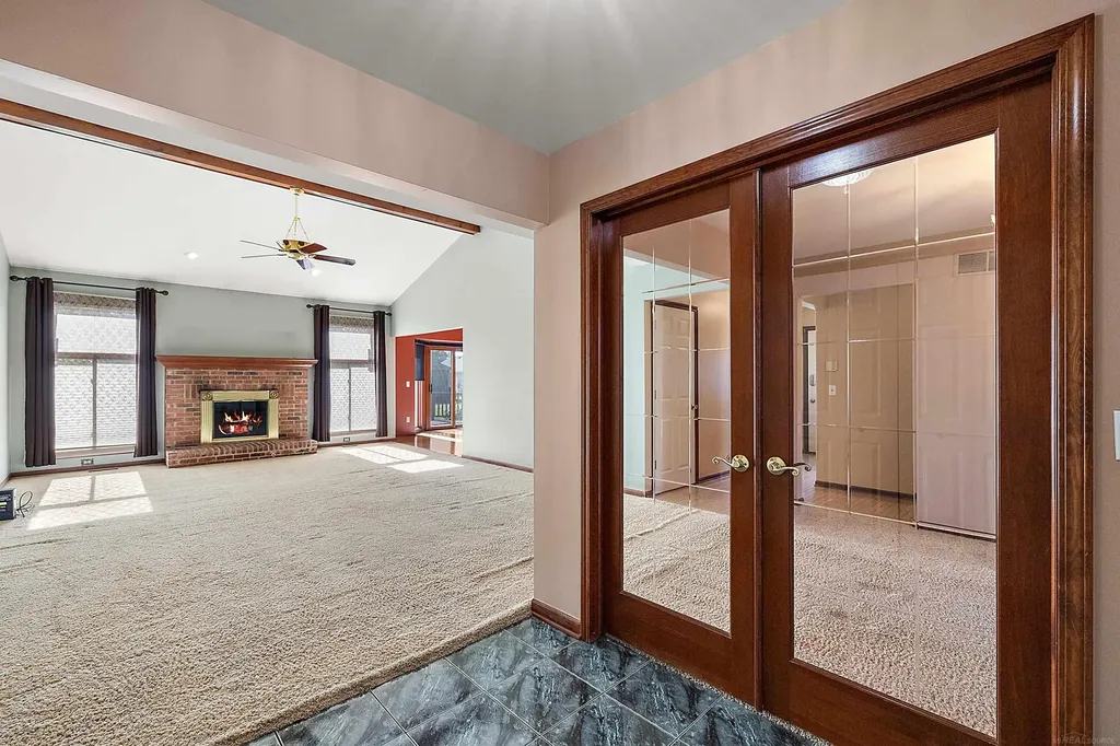 48626 Thorncroft Drive Macomb Township MI 48044