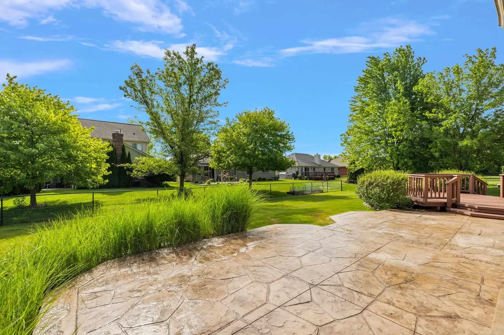 48626 Thorncroft Drive Macomb Township MI 48044