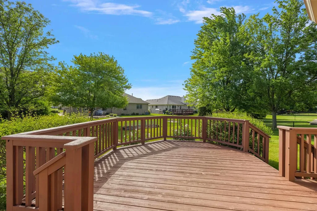 48626 Thorncroft Drive Macomb Township MI 48044